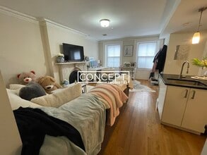 658 Massachusetts Ave in Boston, MA - Building Photo - Building Photo