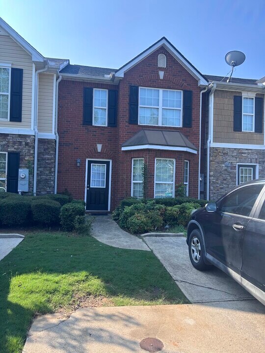 1809 Thrasher Ct in Austell, GA - Building Photo