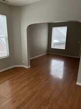 5437 S Laflin St, Unit 1R in Chicago, IL - Foto de edificio - Building Photo