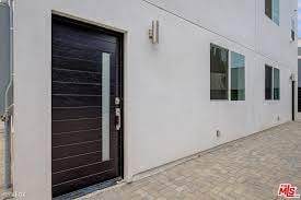 1856 S Curson Ave in Los Angeles, CA - Foto de edificio - Building Photo