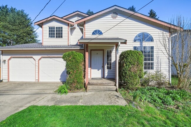 916 McCormick St NE in Olympia, WA - Building Photo - Building Photo