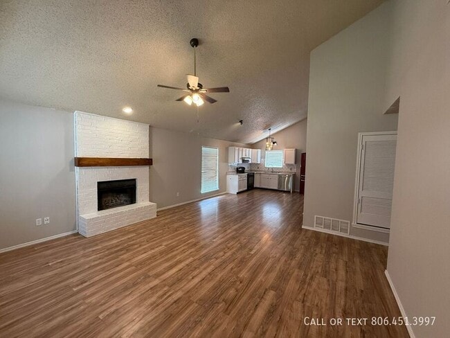 6107 8th Dr in Lubbock, TX - Building Photo - Building Photo