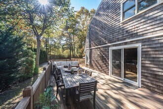 636 Stephen Hands Path in East Hampton, NY - Building Photo - Building Photo