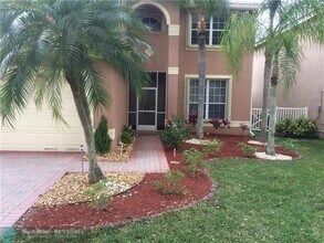 11840 NW 55th St in Coral Springs, FL - Building Photo - Building Photo
