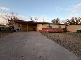 2530 Baylor Ave in San Angelo, TX - Building Photo