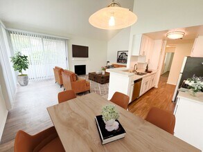 Kerwood Apartments in Los Angeles, CA - Building Photo - Building Photo