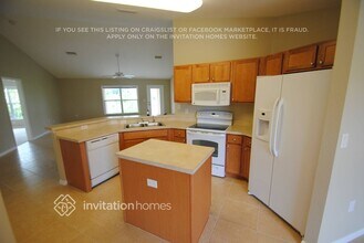 827 SW 16th Terrace in Cape Coral, FL - Foto de edificio - Building Photo