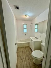 1721 Roosevelt St in Hollywood, FL - Building Photo - Building Photo