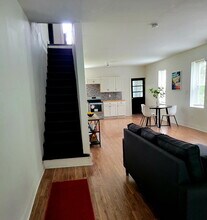 63 Packard Ave in Woodbury, NJ - Building Photo - Building Photo