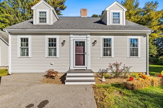 property at 72 Elm St