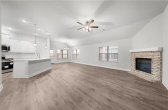 328 Saltmeadow Ln in Red Oak, TX - Building Photo - Building Photo