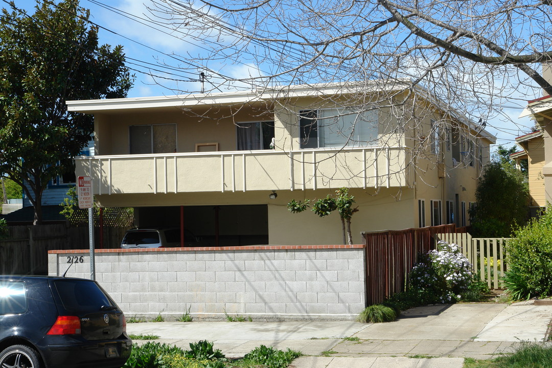 2126 California St in Berkeley, CA - Foto de edificio