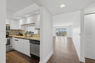 12950 SW 4th Ct in Pembroke Pines, FL - Building Photo - Building Photo