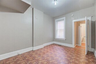 4427 Athlone Ave, Unit 1st Flr in St. Louis, MO - Building Photo - Building Photo