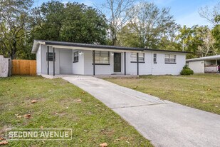 4508 Tango Ln W in Jacksonville, FL - Building Photo
