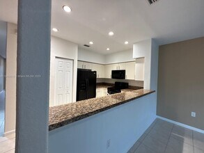 8354 SW 29th St in Miramar, FL - Building Photo - Building Photo