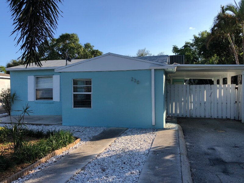230 SW 15th St in Fort Lauderdale, FL - Foto de edificio