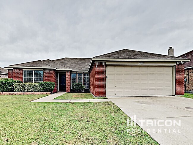 102 Drycreek Dr in Forney, TX - Building Photo - Building Photo