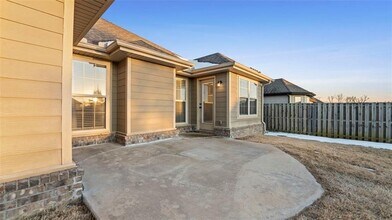 3960 Deerhurst St in Springdale, AR - Building Photo - Building Photo