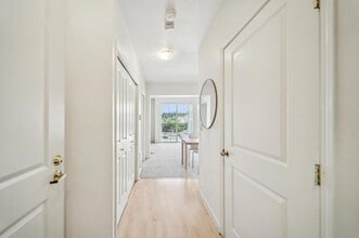 1525 NW 57th St in Seattle, WA - Building Photo - Building Photo