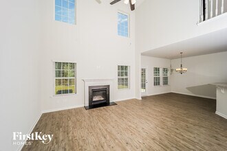 826 Redbud Ln in Summerville, SC - Building Photo - Building Photo
