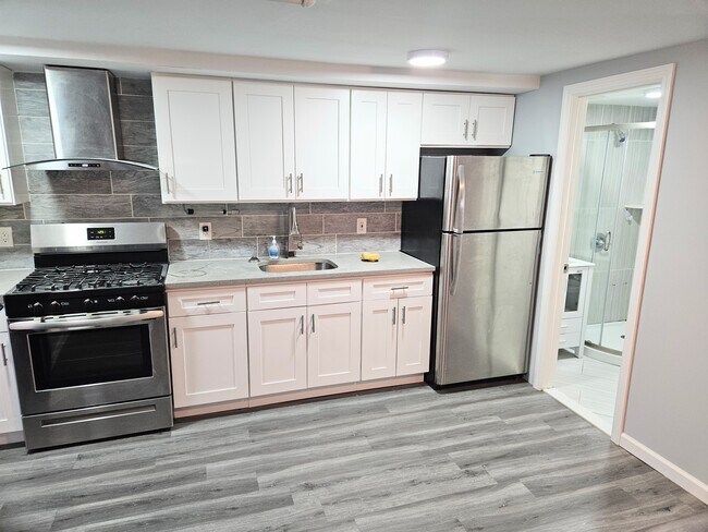 113 Park Ave in Harrison, NY - Building Photo - Building Photo