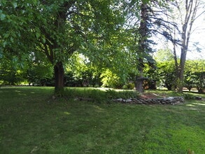 87 Starkweather St in Manchester, CT - Building Photo - Building Photo