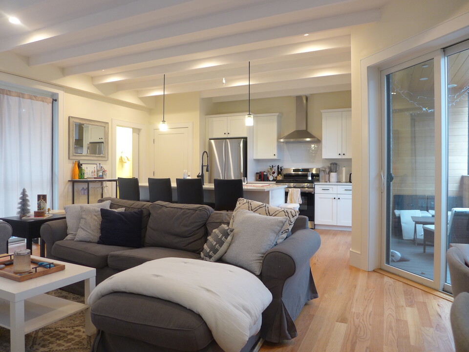 7 Leverett St in Brookline, MA - Foto de edificio