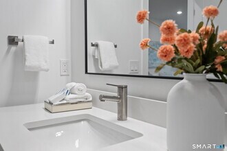 131 Beach Rd in Fairfield, CT - Building Photo - Building Photo