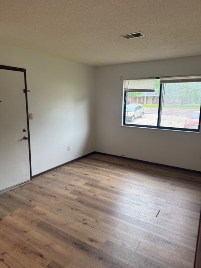 3229 Cassidy Rd in Jefferson City, MO - Building Photo - Building Photo