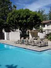 Redlands Apartments in Redlands, CA - Foto de edificio - Building Photo