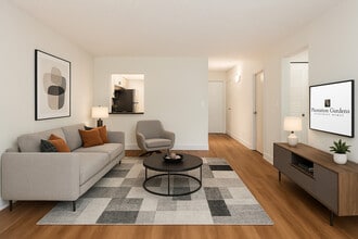 Plantation Gardens in Plantation, FL - Building Photo - Building Photo