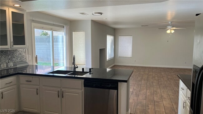 property at 537 Fiddlehead Ave