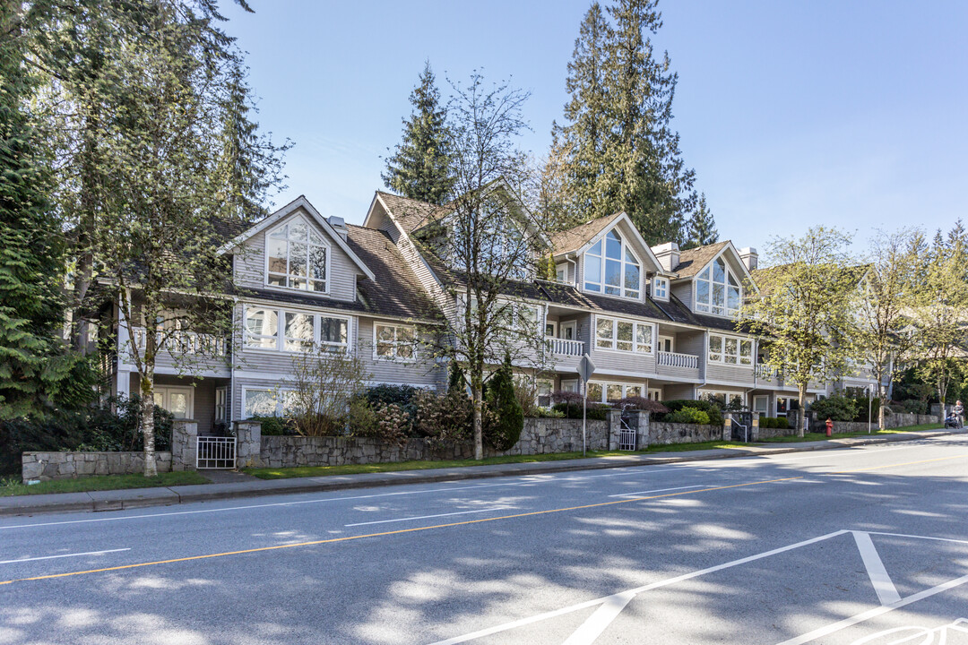 The Evergreens in North Vancouver, BC - Building Photo