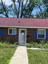 4354 E 175th St in Cleveland, OH - Foto de edificio - Building Photo