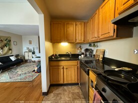 369 Dorchester St, Unit C5 in Boston, MA - Building Photo