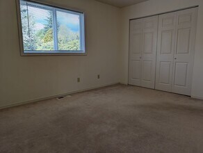 821 Lucas Dr-Unit -Unit A in Sedro Woolley, WA - Building Photo - Building Photo