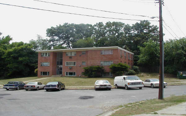 3601 Maywood Ln in Suitland, MD - Building Photo - Building Photo