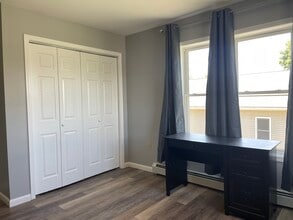 124 Birdseyeview Dr in Ithaca, NY - Building Photo - Building Photo