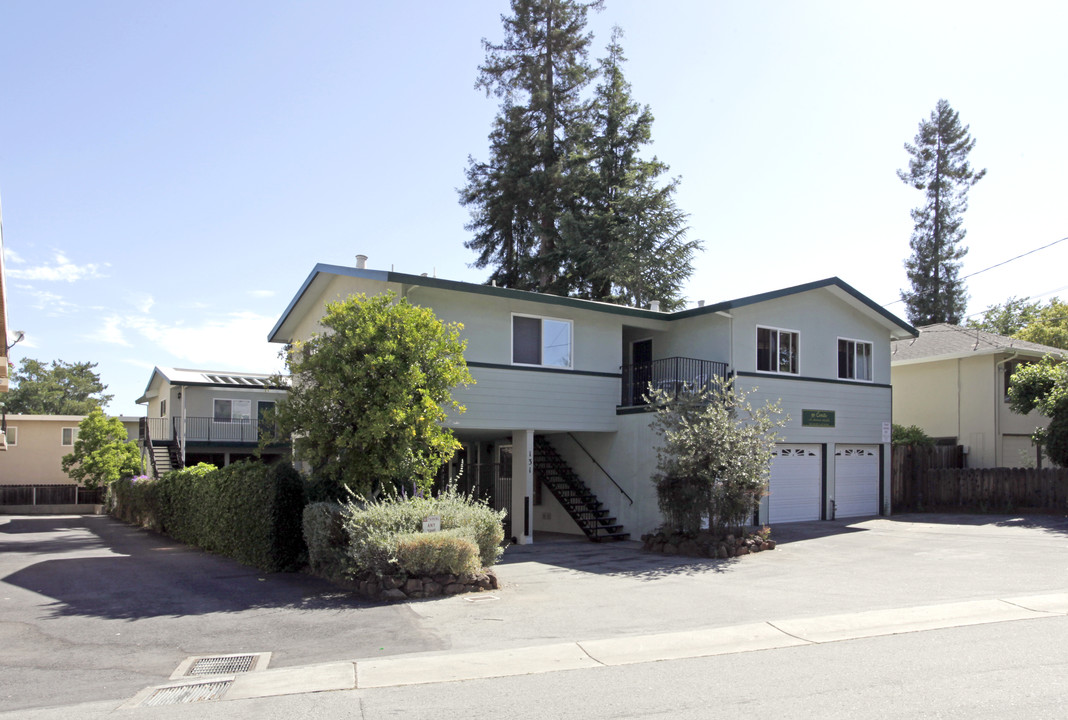 131 Cerrito Ave in Redwood City, CA - Building Photo