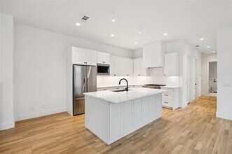 5638 Winton St in Dallas, TX - Building Photo - Building Photo
