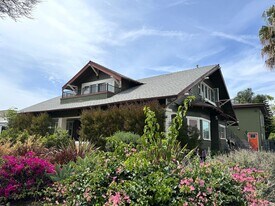1538 W 30th St in Los Angeles, CA - Building Photo