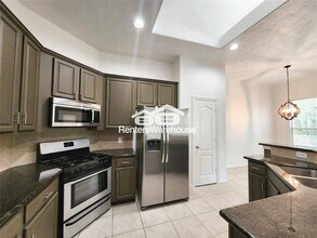 18730 Dempsey Oaks Dr in Humble, TX - Building Photo - Building Photo