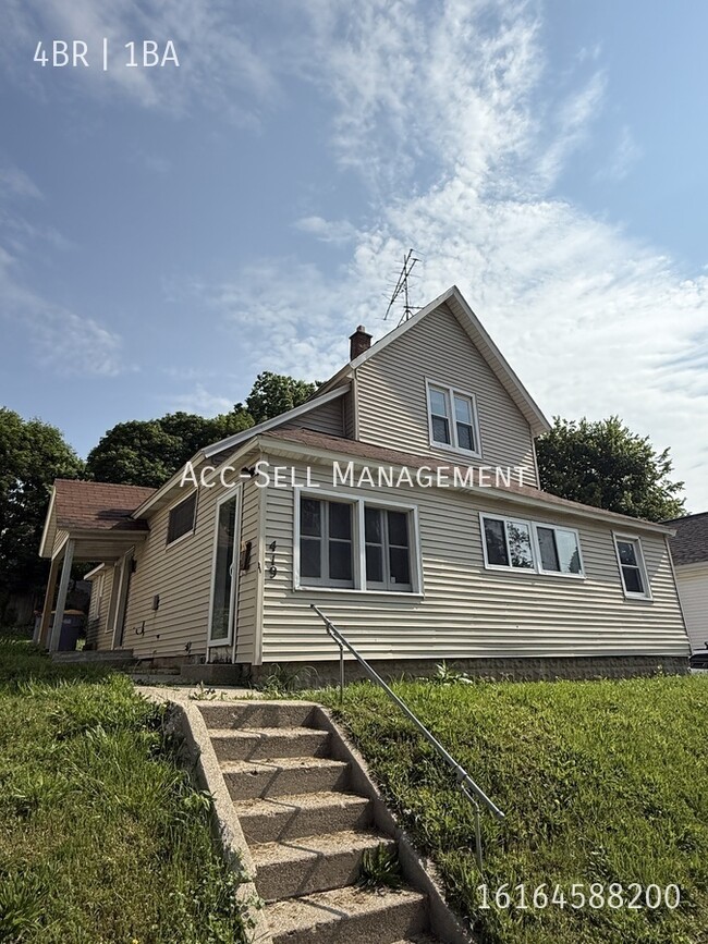 property at 419 Brenner St NE