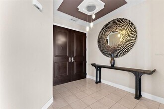 1209 E Cumberland Ave in Tampa, FL - Building Photo - Building Photo