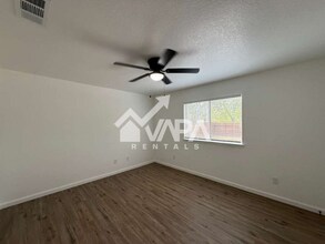 311 Kingsman St in Converse, TX - Building Photo - Building Photo