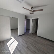 23 E Illini St in Phoenix, AZ - Building Photo - Building Photo