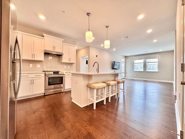 property at 3000 Vintage Green Ln