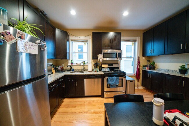 35 Calumet St in Boston, MA - Building Photo - Building Photo