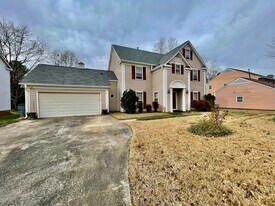 5320 Bellflower Ln in Charlotte, NC - Building Photo